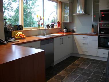 Kiwi kitchens